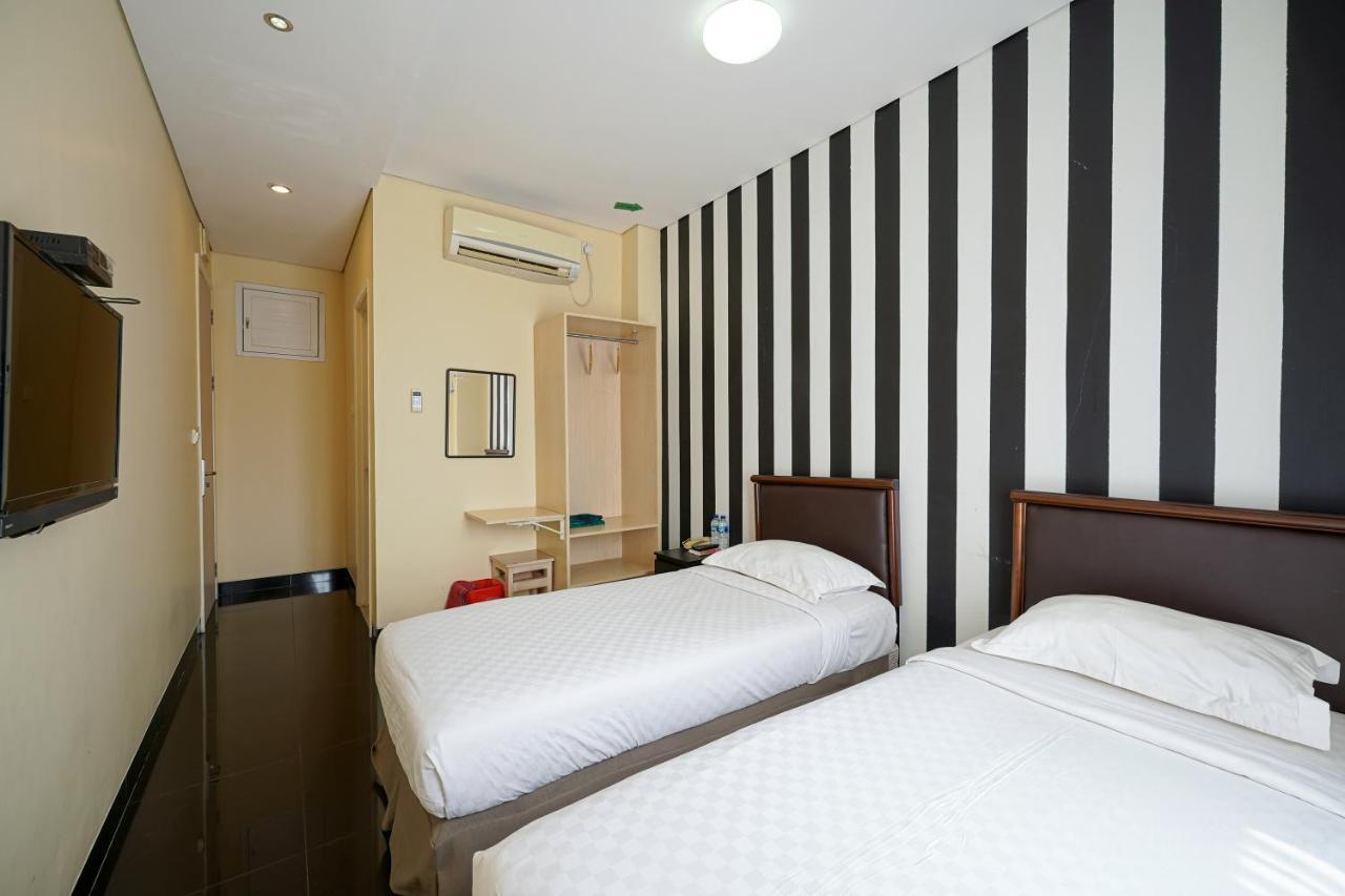 Multi 88 Syariah Hotel Jakarta Eksteriør billede